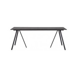 Motaris havembelst. Bestende af bord i durafit og 6 stole i flot design. Minimal vedligeholdelse!