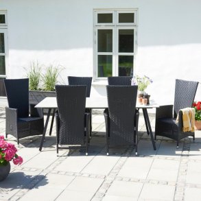 Vedligeholdelsesfrit, praktisk og stilrent havem�bels�t med 6 stk. position stole Model: Nanaia 