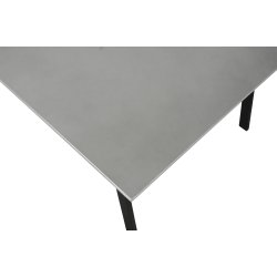 Memoria havembelst. Bestende af bord i durafit og 6 stole i flot design. Minimal vedligeholdelse!