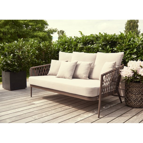 3-personers loungesoffa i aluminium inklusive dynor och 7 kuddar (3 stora + 4 sm) - Modell Havana