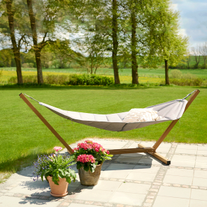 Hngekje inkl. stativ. i galvaniseret metal som kan st ude ret rundt