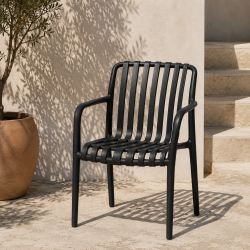 Stabelbar vedligeholdelsefri havestol i UV-beskyttet st�bt plast - Model: Lily - V�lg farve 
