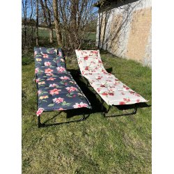 SOLVOGNSHYNDE LUX MED NAKKEPUDE i flot hvidt blomster design