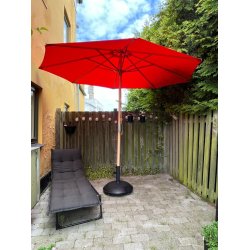 100 % vandtt Parasol m/2-delt stok. : 3M.  Vlg farve + Dug har UV30+ solbeskyttelse. Model: Nice
