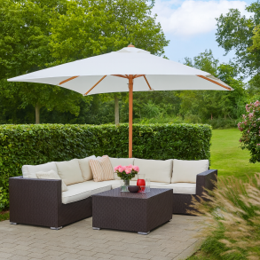 Firkantet parasol 3x3 meter - Olefin - Vandtt + Dug har UV50+ solbeskyttelse. Model: Cannes