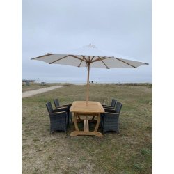 Gala Gold Teak bord med 4 stk. Boston havestole i UV beskyttet polyrattan flet med goldteak armln. 