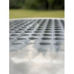 Lkkert cafe/barbord. 60. Lavet i alu look. Med justerbar hjde 70 eller 110 cm.