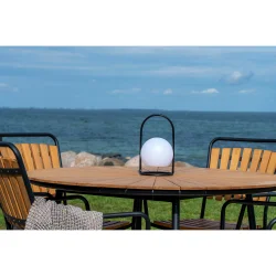 UV-beskyttet LED bordlampe i PP plast med cool design - Model: Amelia