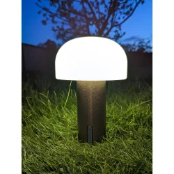 LED lampe med USB ladestation i PE-plast til udendrs brug - Model: Anthon