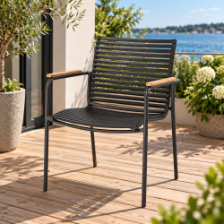 Eline havem�bels�t i teak og antracitfarvet aluminium�- Moderne og pladsbesparende caf�s�t med �t caf�bord 70x70 cm og 2 stabelbare stole - Model: Mood Classic