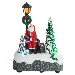 Festlig juleby med gadelys. Vlg mellem to designs  julemand eller snemand