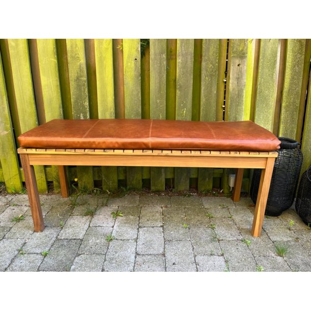 Bnkhynde 118x40x5cm i sort eller cognac bffellder Cognac
