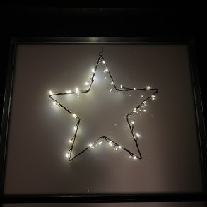 Stjerne eller hjerte formet LED Lysophng - til inde- og udendrs brug - Batteri