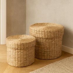 Kurv med lg st af 2 i forskellige strrelse. IDEELT KURVEST TIL OPBEVARING!!