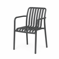 Gry vedligeholdelsesfrit haves�t med udtr�ksbord og 6 stabelbare havestole