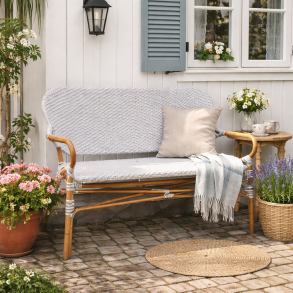 UV-beskyttet cafeb�nk i polyrattan med bambus-look., Kan st� ude hele �ret. - Model: Kerteminde