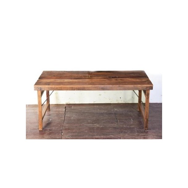 Bord i rustikt Indisk tr!!  i vintage tr - bordet har foldeben og mler: 130X60XH76CM. 