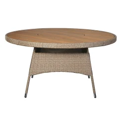 Vedligeholdelsesfrit havembelst med t havebord med drejeskive og 6 x Pisa stabelstole!