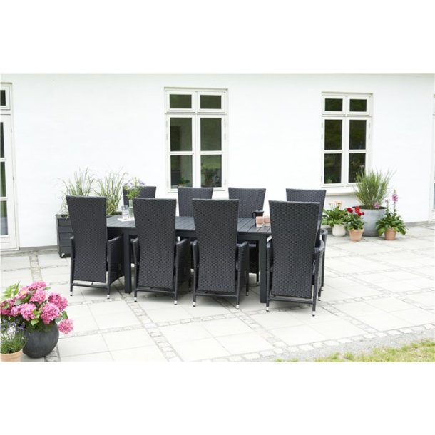 4-10 personer Underh�llsfritt tr�tr�dg�rdsbord med utdragbar platta - Modell: William