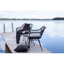 Vedligeholdelsesfrit cafest med bord og 2 stole inkl. all weather hynder - Vlg farve