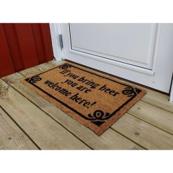 "If you bring beer you are welcome here !" Sjov kvalitetsdrmtte tler udendrs brug ret rundt.