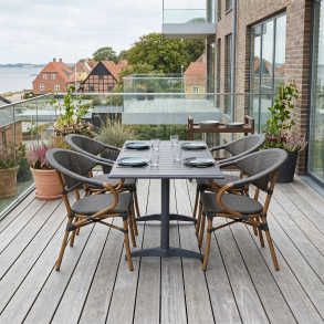 100% Vedligeholdelsesfrit Dianarup havem�bels�t - 4 stabelbare stole medf�lger - V�lg stolens farve!