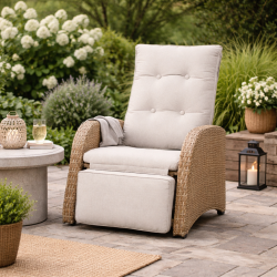 Emma lounge Havestol med indstillelig ryg og fodskammel. 100 % vedligeholdelsesfri