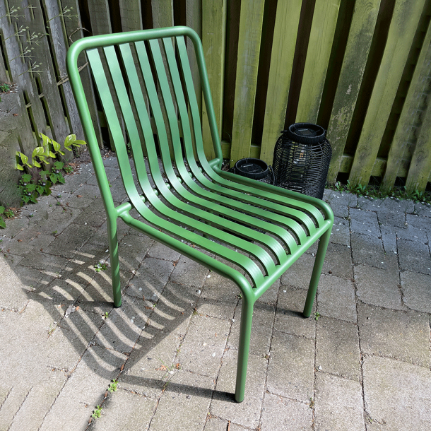 Stabelbar alu Harriet havestol uden armln - vlg farve!