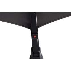 Hngeparasol med lys som lades op af solceller. Vandtt rund : 3.5 m. Farve: antracit Model: Torben