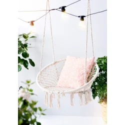 Komfortabel h�ngestol med frynser og st�loph�ng - Belastning op til 120 kg - �81/62 x H128 cm