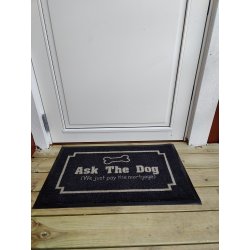 EKSTRA STOR - Ask the dog..." drmtte i 100% nylon, 45x75 cm - Slidstrkt og holdbart materiale