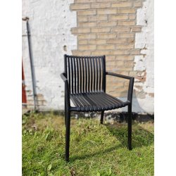 Stabelbar vedligeholdelsefri havestol i UV-beskyttet stbt plast - Model: Lily - Vlg farve 