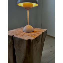 Skammel lavet af teak rod - Ubehandlet.  20 KG