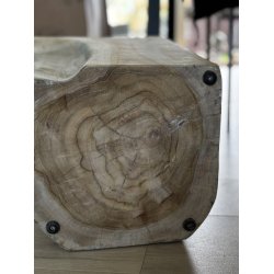 Skammel lavet af teak rod - Ubehandlet.  20 KG