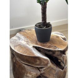 Teak Rod lavet til et sofa- , sidebord eller skammel. Hvert bord er unikt.  