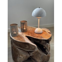 Teak Rod lavet til et sofa- , sidebord eller skammel. Hvert bord er unikt.  