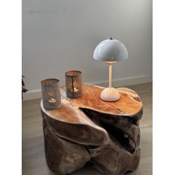 Teak Rod lavet til et sofa- , sidebord eller skammel. Hvert bord er unikt.  