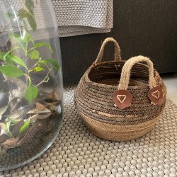 Kurvest med 3 kurve og hank - Rund i formen - H38/33/27,5 - Natur. KURVE TIL NEM OPBEVARING!! 