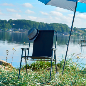 Foldbar Picnic stol i sort fra GROUW - PERFEKT PICNIC STOL TIL DINE UDENDRS SAMMENKOMSTER!!