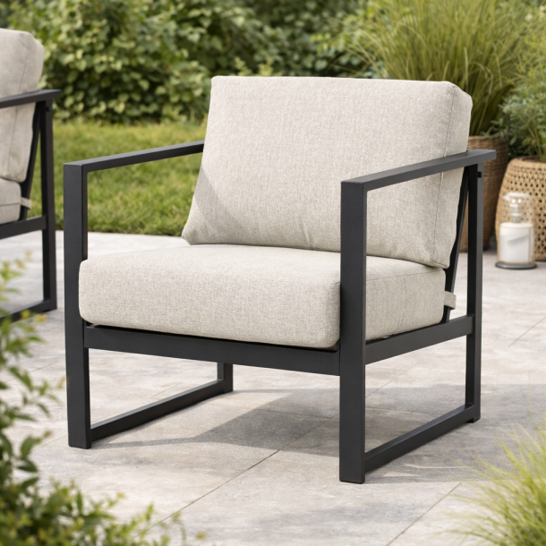 Nordic Comfort Loungestol � Moderne Havestol med Ekstra Tykke Hynder og Sort Aluminiumstel (B72xD76xH63 cm)