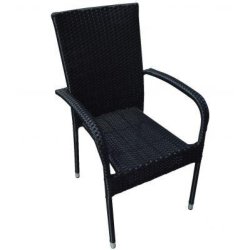 Vedligeholdelsesfrit havem�bels�t med �t havebord med drejeskive og 6 x Pisa stabelstole!