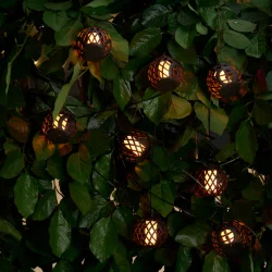 Solar flamme Lysk�de med 8 LED Lanterner � Dekorativ Solcellebelysning til Haven