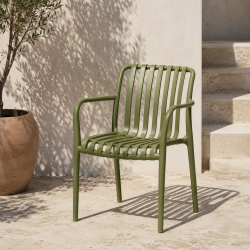Stabelbar vedligeholdelsefri havestol i UV-beskyttet st�bt plast - Model: Lily - V�lg farve 