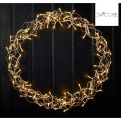 LED lyskrans i metal vlg mellem  30 og  50 cm. Super let at hnge op i vinduet.Kun Indendrs brug