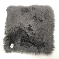 Stolsits i kta lammskinn - str. 40x40 cm - vlj frg