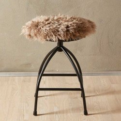 gte lammeskind fra new Zealand - diameter: 34 cm. - vlg farve: