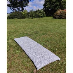 Praktisk rullemadras i behagelig bomuld til have, strand, leg, camping og pallembler 55x140 cm