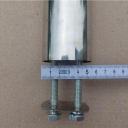 Extra starkt parasollrr fr parasollfot i granit - levereras med tv bultar i botten