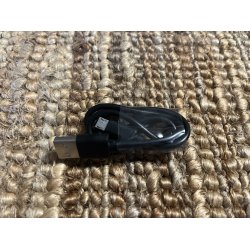 Multifunktionel ndradio med batteri, solceller, hndsving, powerbank og lygte  Sort