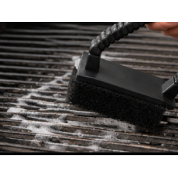 DAN GRILL 3-i-1 Grillb�rste � Nem og effektiv reng�ring af grillen